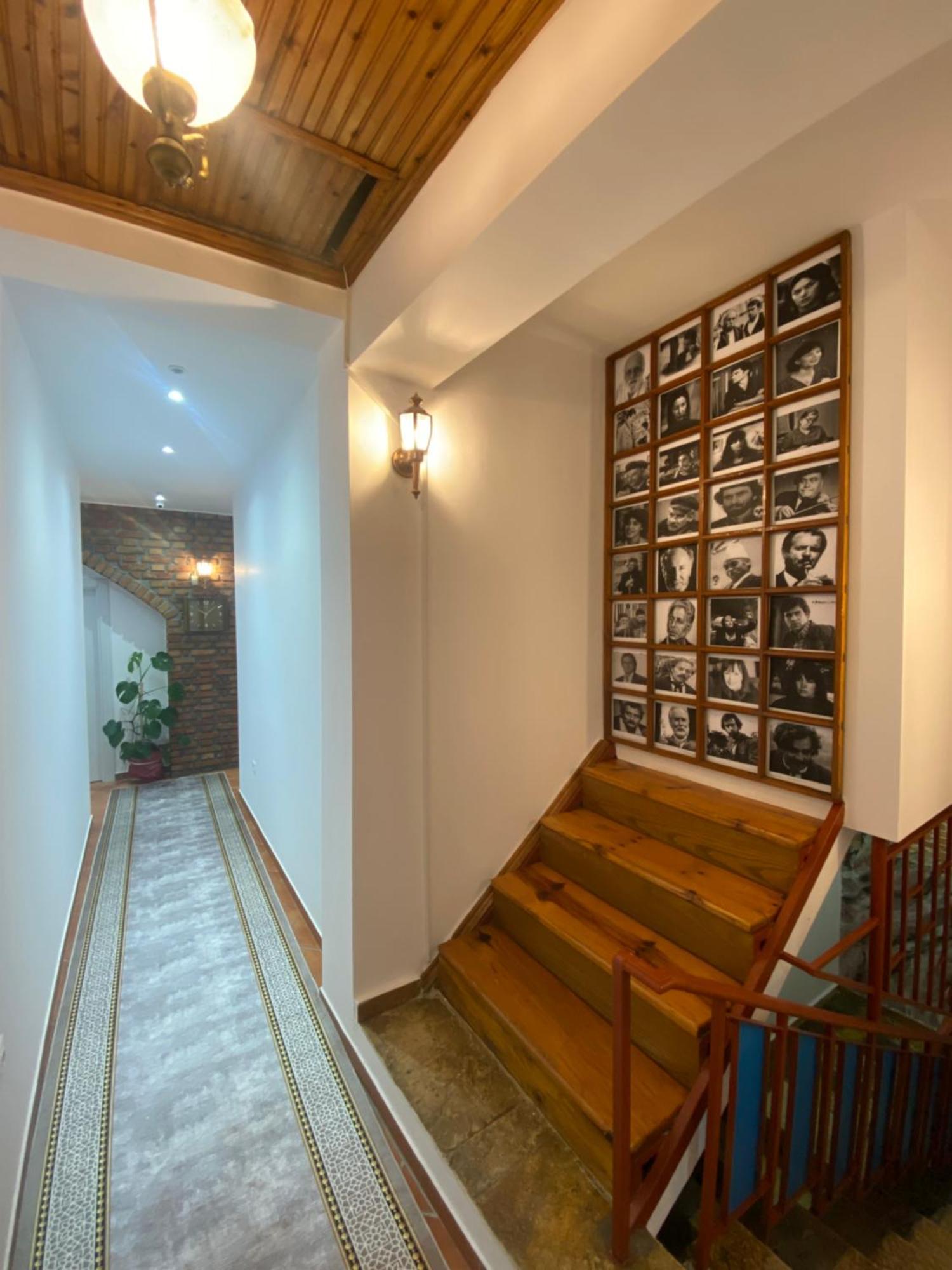 Hotel Boutique Buzi Berat Exterior foto